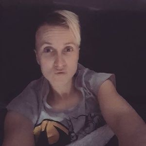 Meet your Posher, Angela